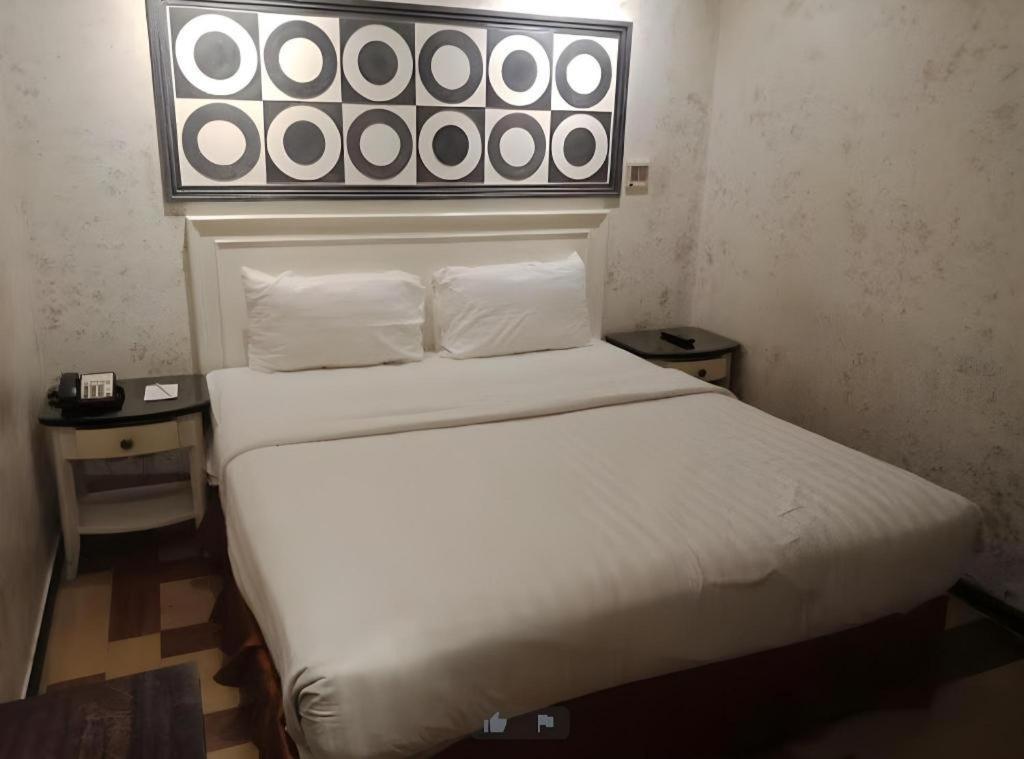 Amos Cozy Hotel Melawai Jakarta Eksteriør bilde