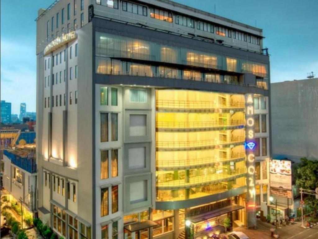 Amos Cozy Hotel Melawai Jakarta Eksteriør bilde