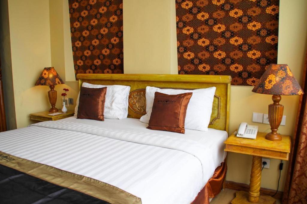 Amos Cozy Hotel Melawai Jakarta Eksteriør bilde