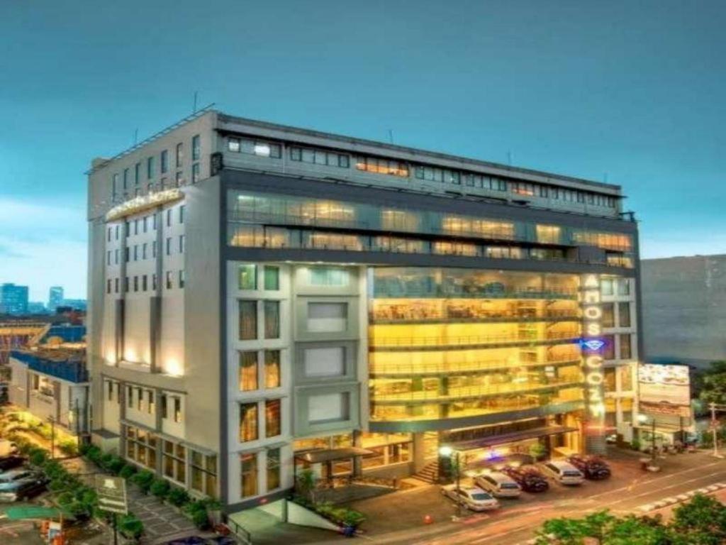 Amos Cozy Hotel Melawai Jakarta Eksteriør bilde
