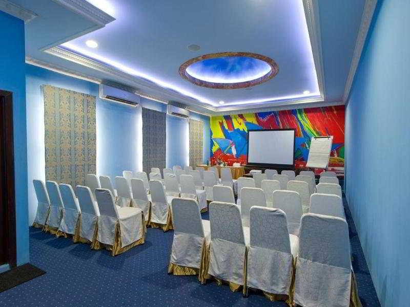 Amos Cozy Hotel Melawai Jakarta Eksteriør bilde